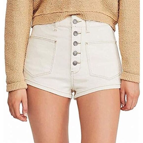 NWT Free People x We The Free Bridgette Button Fly Denim Shorts in Ecru, Size 24 - Picture 7 of 15